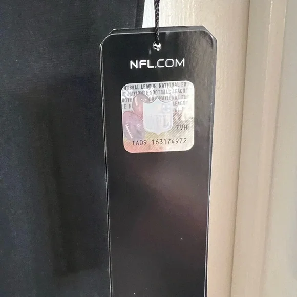 NWT Raiders Football T-Shirt - Picture 3 of 8